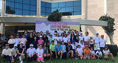 Başarılı sporcular ödüllendirildi