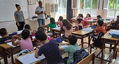 GÜLİSTAN, ÖĞRENCİLERE BAŞARILAR DİLEDİ