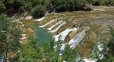 Kahramanmaraş'ta serinlemek için gölete giren 2 genç boğuldu