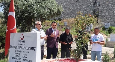 Kaymakam Çelik, şehit kabirlerini ziyaret etti