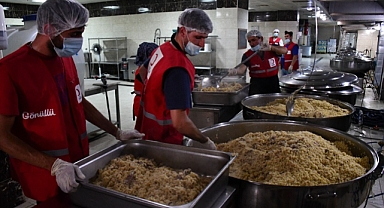 KIZILAY HATAY’A YARDIMLARINI SÜRDÜRÜYOR