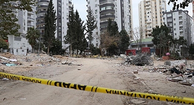 ADANA’DA CEZA, HATAY’DA ÖDÜL