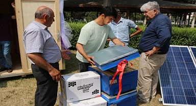 Arıcılara kovan ve malzeme desteği
