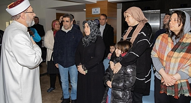 Diyanet İşleri Başkanı Erbaş, depremzede öğrencilerle bir araya geldi