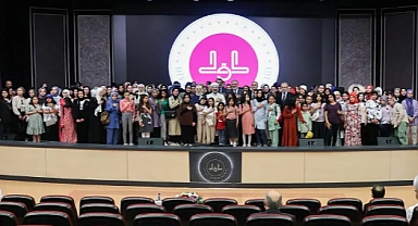 Erbaş, depremzede öğrencilerin yaz kampı programında konuştu