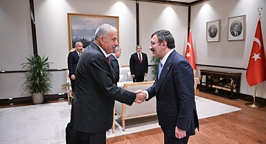 HATAY İÇİN KAPI KAPI DOLAŞIYORLAR