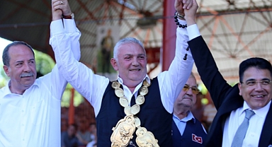 Kırkpınar'ın güreş ağalığını mevcut ağa Seyfettin Selim kazandı