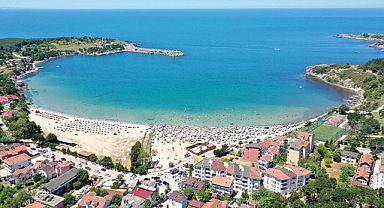 Mavi bayraklı plajlarda bayram tatili hareketliliği yaşandı