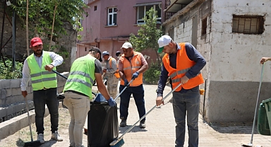 REYHANLI’DA TEMİZLİK KAMPANYASI BAŞLADI “TEMİZLİK BİZDEN, TEMİZ TUTMAK SİZDEN”
