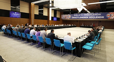 TEKGÜZEL, SAĞLIK-SEN BAŞKANLAR KURULU TOPLANTISINA KATILDI