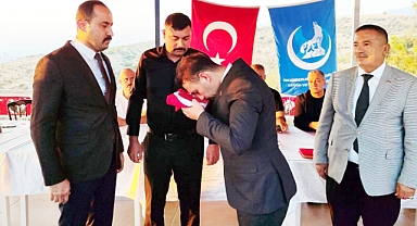 ÜLKÜ OCAKLARI’NDA BAYRAK DEĞİŞİMİ