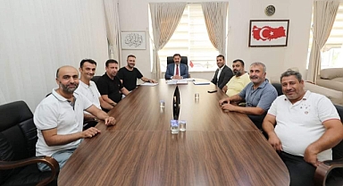 VALİ MASATLI ESNAFI DİNLEDİ