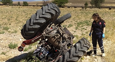 Burdur'da devrilen traktörün sürücüsü öldü