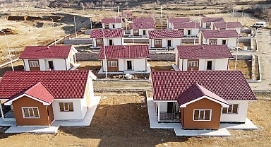 DELİ: KÖY EVLERİ BAŞLIYOR