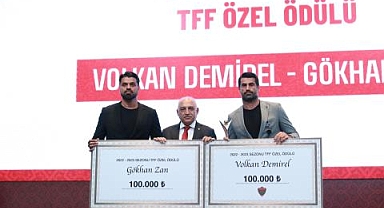DEMİREL VE ZAN’A ANLAMLI ÖDÜL