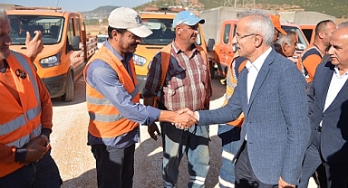 Ulaştırma ve Altyapı Bakanı Uraloğlu, Kahramanmaraş'ı ziyaret etti