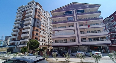 YIKIMI BEKLETİLEN APARTMAN KABUSLARI OLDU