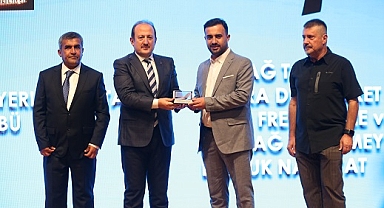 Akdeniz'de en fazla yaş meyve ve sebze ihracatı yapan firmalar ödüllendirildi