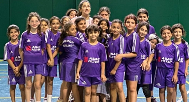 ASAŞ SPOR KULÜBÜ GELECEĞİN VOLEYBOLCULARINI YETİŞTİRİYOR