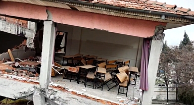 DEPREM YIKTI, HAYIRSEVERLER ONARIYOR