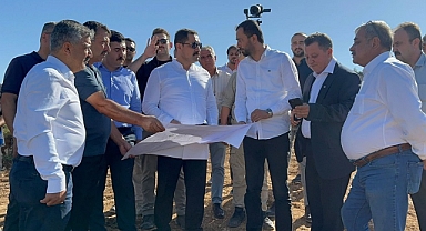 DEVLET BABA HATAYLI ESNAFA SAHİP ÇIKTI ALAKUŞ’UN TARİHİ PROJESİ HAYATA GEÇİYOR