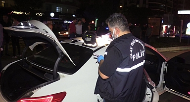 Polise ateş eden 2 zanlı kovalamaca sonucu yakalandı