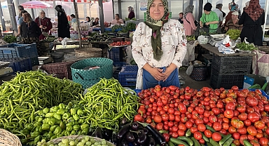 SERA KURAN KADINLAR EVLERİNİ GEÇİNDİRİYOR