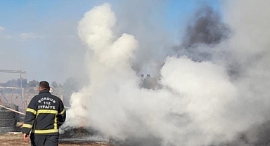Ahır ve samanlıkta çıkan yangın hasara neden oldu