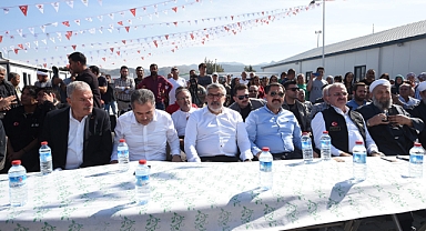 Başkan Yılmaz Konteyner Kent Açılış Törenine Katıldı 