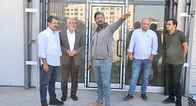 DEPREMZEDE ESNAFA BİR ÇARŞI DAHA