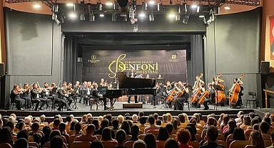 Devlet Senfoni Orkestrası klasik müzik konseri verdi