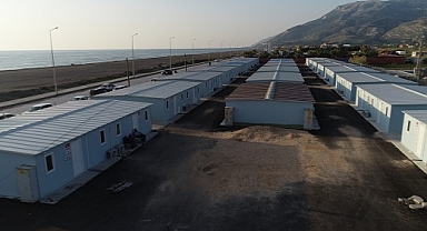 Hatay'da 176 prefabrik yapı ve sosyal alandan oluşan