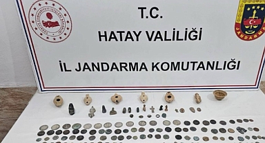 Hatay'da evinde tarihi eser, silah ve mühimmat bulunan zanlı tutuklandı