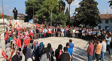 HATAYLILAR FİLİSTİN’E DESTEK İÇİN YÜRÜDÜ