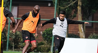 HATAYSPOR RAKİPLERİ KORKUTUYOR