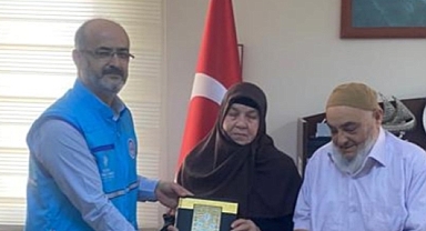 Hayırsever Filistin için bağışta bulundu