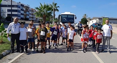 İSKENDERUN'DA CUMHURİYET KOŞUSU