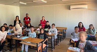 Kızılay'dan Öğrencilere Hijyen Kiti