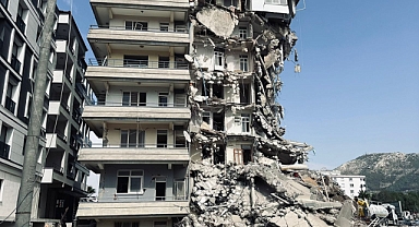 MAHKEME SÜRECİNDEKİ BİNAYI YIKTILAR BU KANUNSUZLARI KİM DURDURACAK?