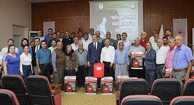 Narenciye üreticilerine akülü sırt pompası dağıtıldı