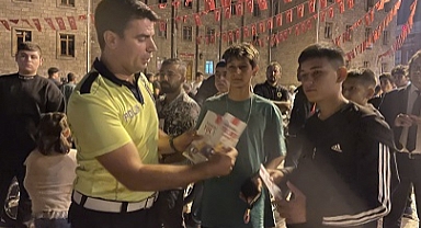 Sürücüler kask ve hız konusunda uyarıldı
