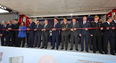 TÜRKİYE YÜZYILI ALIŞVERİŞ MERKEZİ AÇILDI