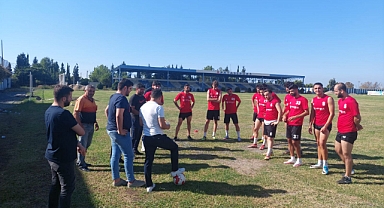 Yiğit Emlak'tan Payas Spor'a Malzeme Yardımı