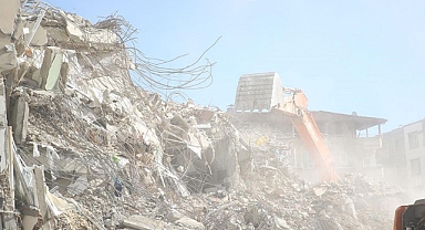 Yıkılan Binanın Kontrol Elemanından Yapıyı Hiç Denetlemedim