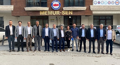 BAYRAKDAR MEMURLARIN SORUNLARINI MEMUR SEN HEYETİNE AKTARDI