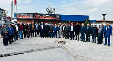 Burak Bila, Partililerle Yemekte Bir Araya Geldi