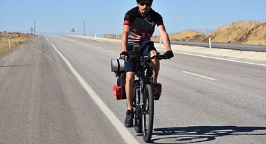 DEPREM ŞEHİDİ SPORCULAR ANISINA PEDALLARI ÇEVİRDİ