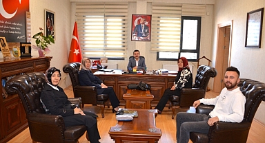 KAYMAKAM’A NEZAKET ZİYARETİ