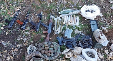 Mehmetçik, Teröristlerin İnlerine Teker Teker Giriyor