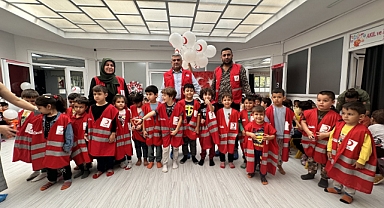 Türk Kızılay Gönüllüleri Dörtyol'da Öğrencilerle Buluştu